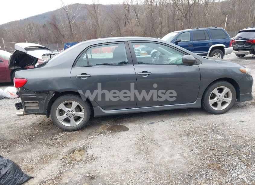 Photo 13 of 2011 Toyota Corolla S (VIN 2T1BU4EE5BC725949)