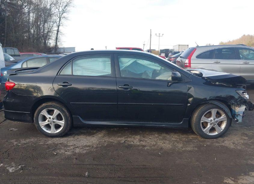 Photo 12 of 2011 Toyota Corolla S (VIN 2T1BU4EE5BC732691)