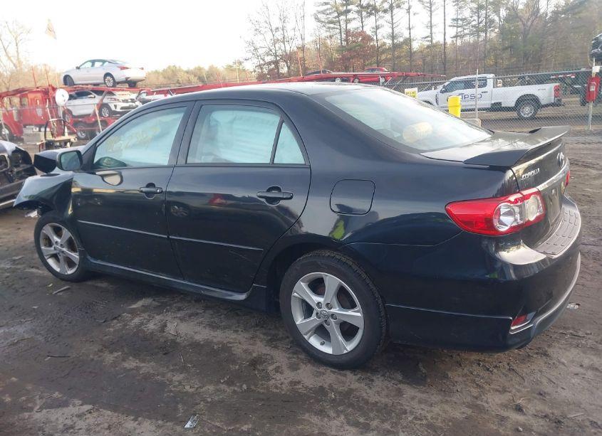 Photo 13 of 2011 Toyota Corolla S (VIN 2T1BU4EE5BC732691)