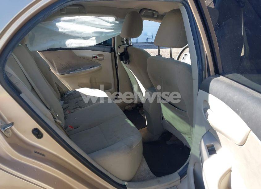 Photo 8 of 2011 Toyota Corolla LE (VIN 2T1BU4EE5BC743822)