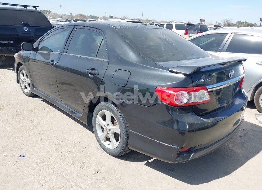 Photo 3 of 2011 Toyota Corolla S (VIN 2T1BU4EE5BC750964)