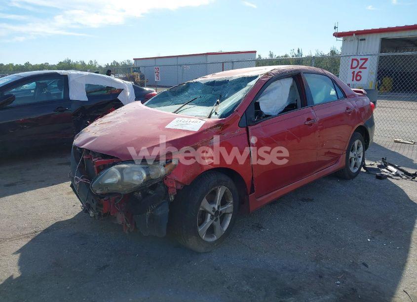 Photo 2 of 2012 Toyota Corolla S (VIN 2T1BU4EE5CC762940)