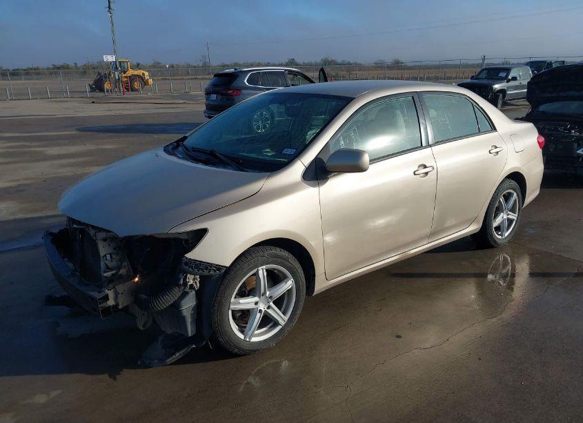 Photo 2 of 2012 Toyota Corolla LE (VIN 2T1BU4EE5CC778734)