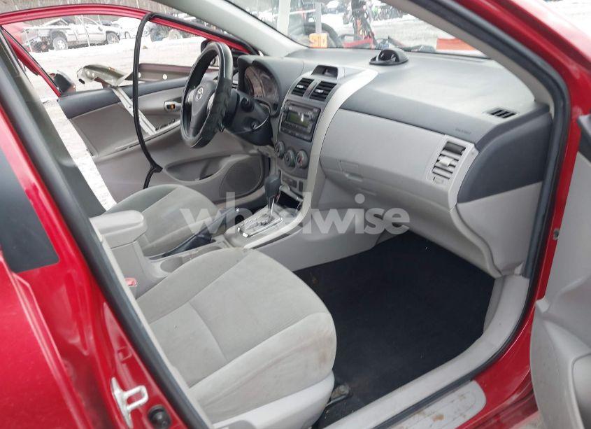 Photo 5 of 2012 Toyota Corolla LE (VIN 2T1BU4EE5CC781102)