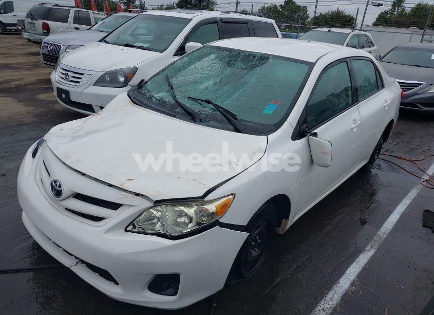 Photo 2 of 2012 Toyota Corolla LE (VIN 2T1BU4EE5CC781133)