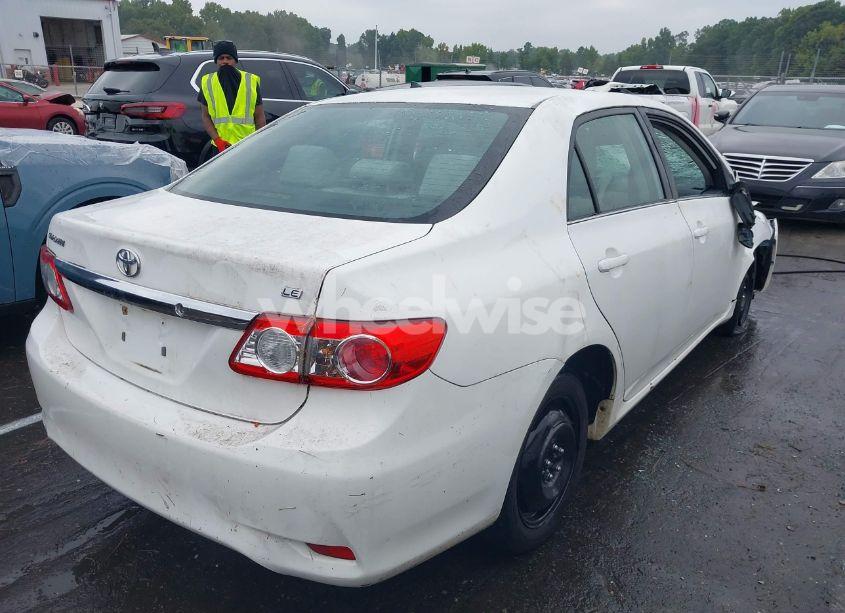 Photo 4 of 2012 Toyota Corolla LE (VIN 2T1BU4EE5CC781133)