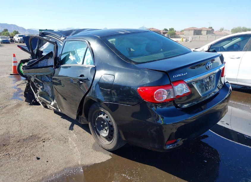 Photo 3 of 2012 Toyota Corolla LE (VIN 2T1BU4EE5CC786641)