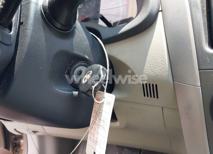 Photo 11 of 2012 Toyota Corolla LE (VIN 2T1BU4EE5CC838382)