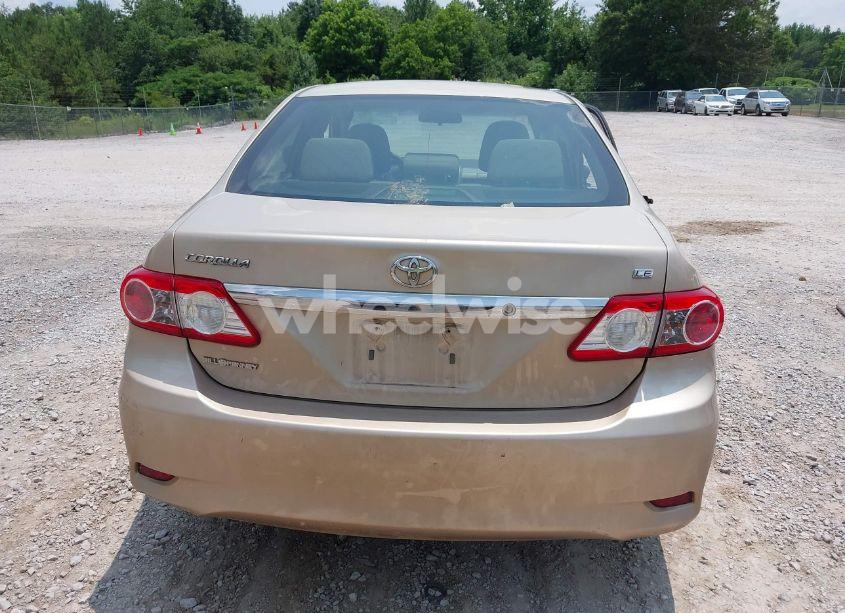 Photo 16 of 2012 Toyota Corolla LE (VIN 2T1BU4EE5CC838382)