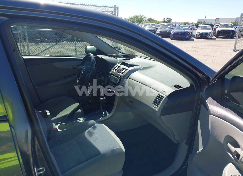 Photo 5 of 2012 Toyota Corolla L (VIN 2T1BU4EE5CC848166)