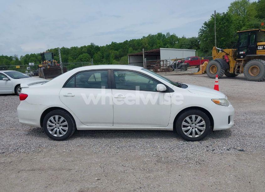 Photo 13 of 2012 Toyota Corolla LE (VIN 2T1BU4EE5CC861273)