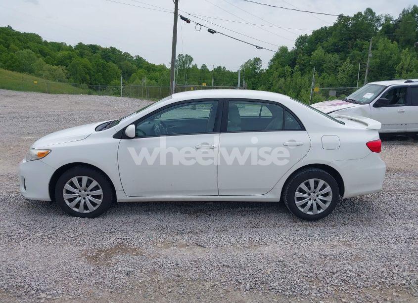 Photo 14 of 2012 Toyota Corolla LE (VIN 2T1BU4EE5CC861273)