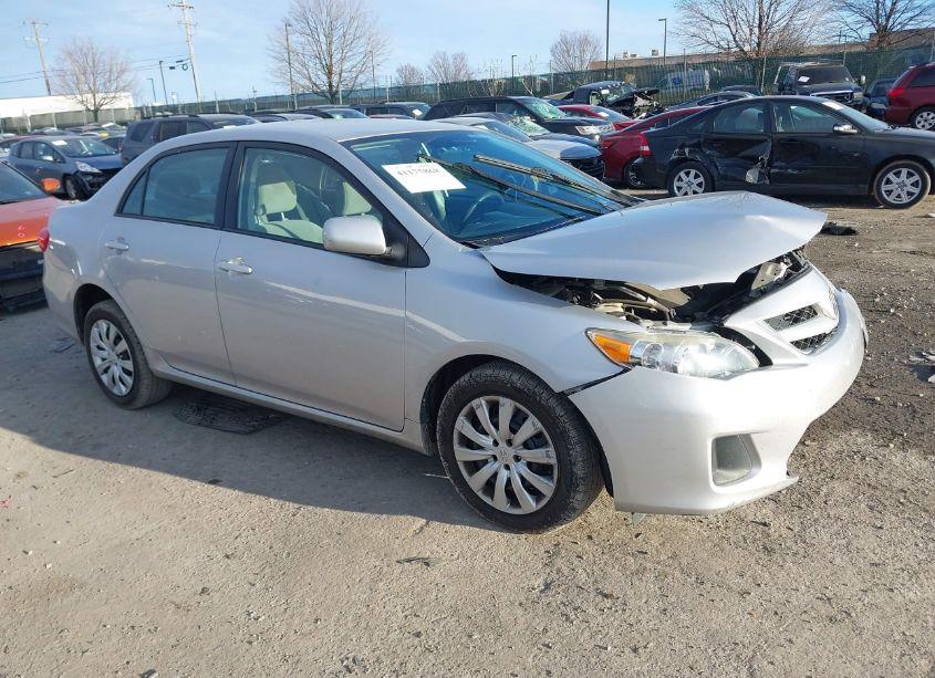 2012 Toyota Corolla LE (VIN 2T1BU4EE5CC861578) main photo