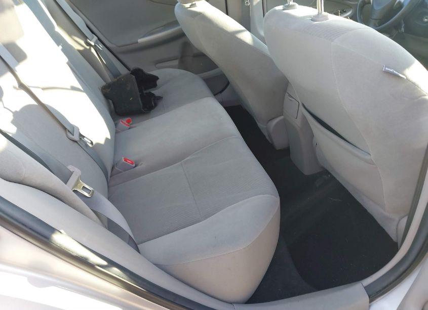 Photo 8 of 2012 Toyota Corolla LE (VIN 2T1BU4EE5CC861578)