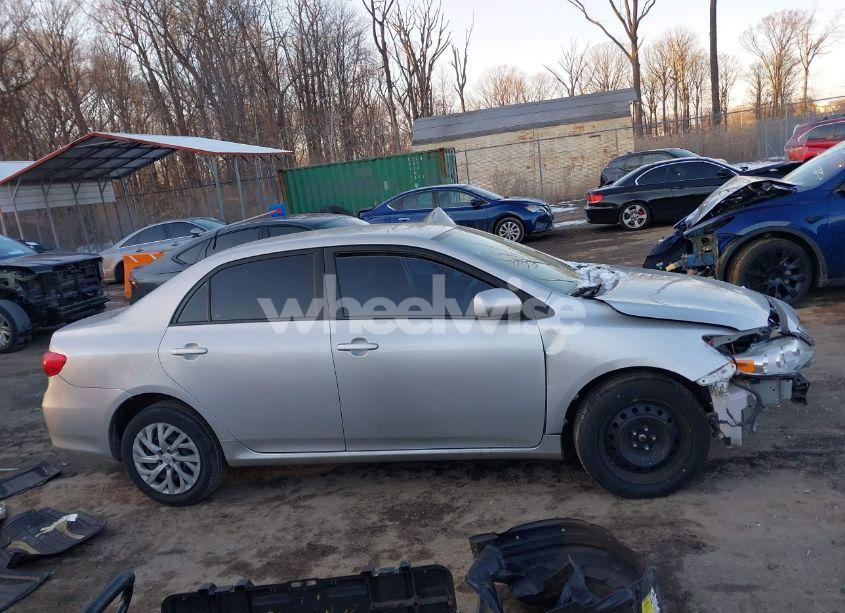 Photo 14 of 2012 Toyota Corolla LE (VIN 2T1BU4EE5CC873133)