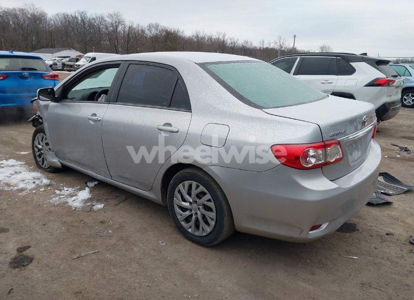 Photo 3 of 2012 Toyota Corolla LE (VIN 2T1BU4EE5CC873133)
