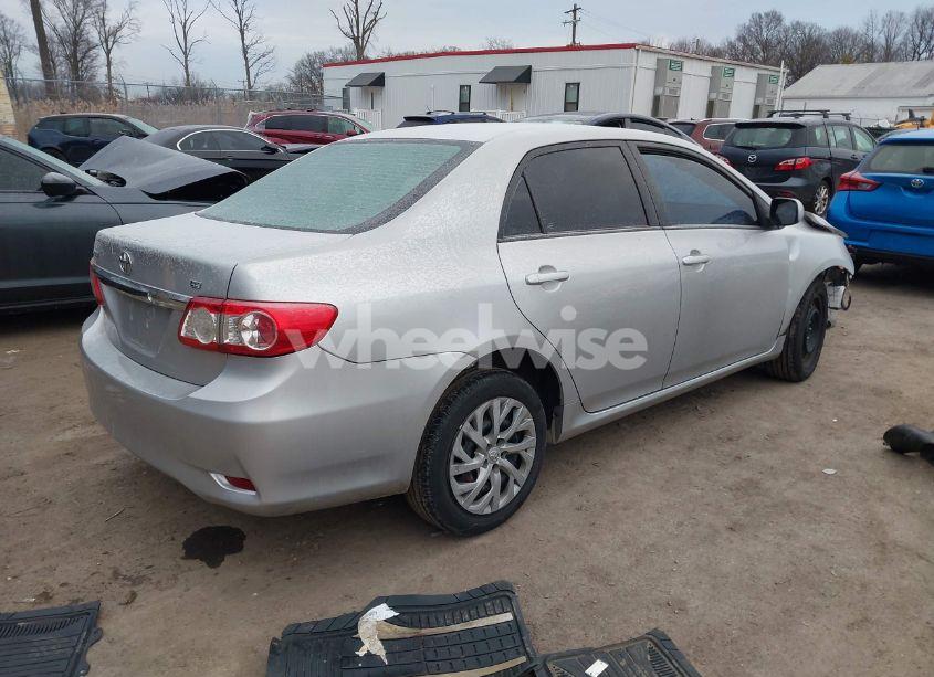 Photo 4 of 2012 Toyota Corolla LE (VIN 2T1BU4EE5CC873133)