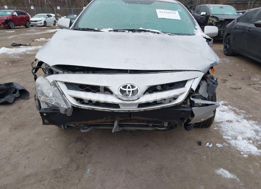 Photo 6 of 2012 Toyota Corolla LE (VIN 2T1BU4EE5CC873133)