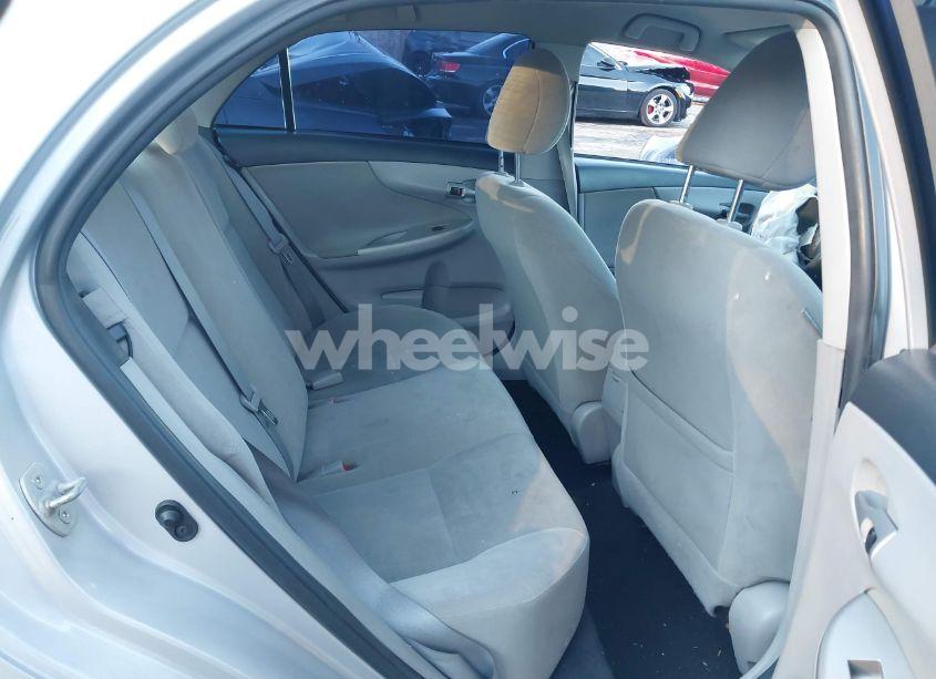 Photo 8 of 2012 Toyota Corolla LE (VIN 2T1BU4EE5CC873133)