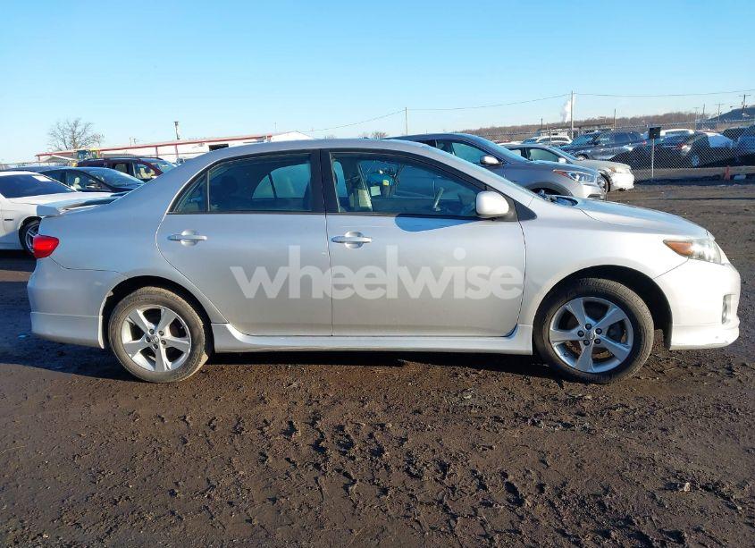 Photo 13 of 2012 Toyota Corolla S (VIN 2T1BU4EE5CC887632)