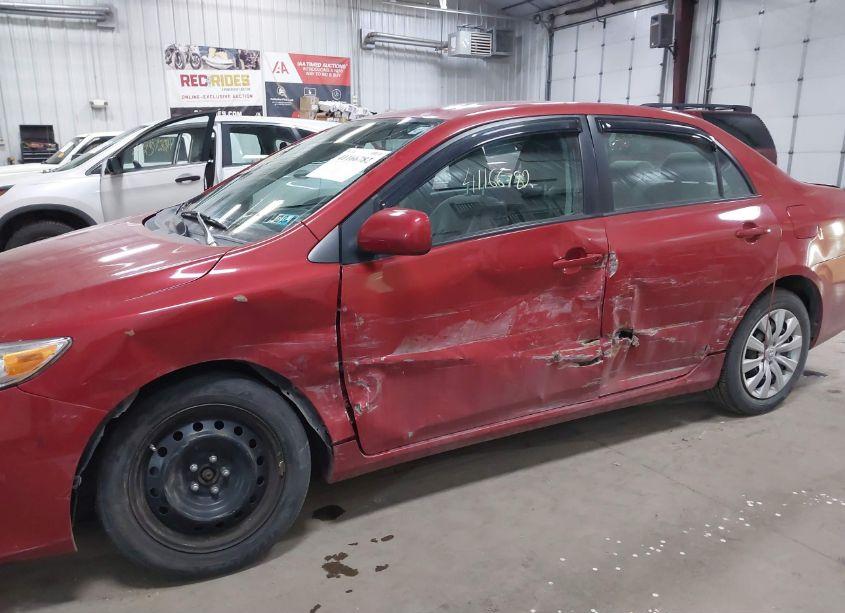 Photo 6 of 2012 Toyota Corolla LE (VIN 2T1BU4EE5CC900007)