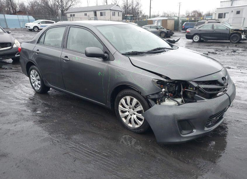 2012 Toyota Corolla LE (VIN 2T1BU4EE5CC913565) main photo