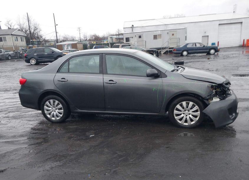Photo 13 of 2012 Toyota Corolla LE (VIN 2T1BU4EE5CC913565)