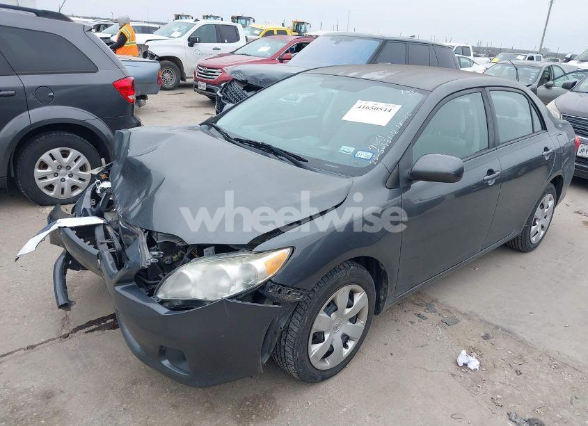 Photo 2 of 2012 Toyota Corolla LE (VIN 2T1BU4EE5CC917051)