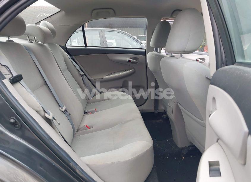 Photo 8 of 2012 Toyota Corolla LE (VIN 2T1BU4EE5CC917051)