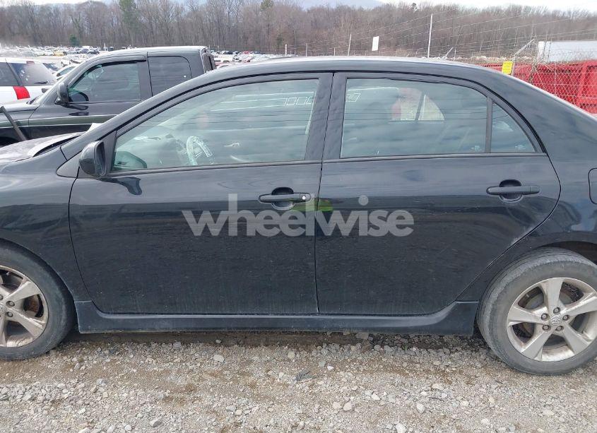 Photo 14 of 2013 Toyota Corolla S (VIN 2T1BU4EE5DC001276)