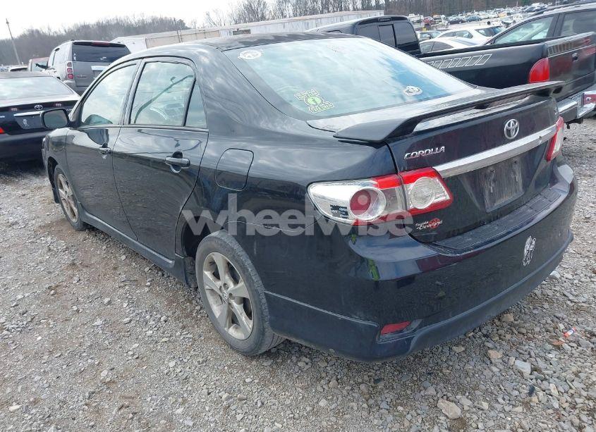 Photo 3 of 2013 Toyota Corolla S (VIN 2T1BU4EE5DC001276)