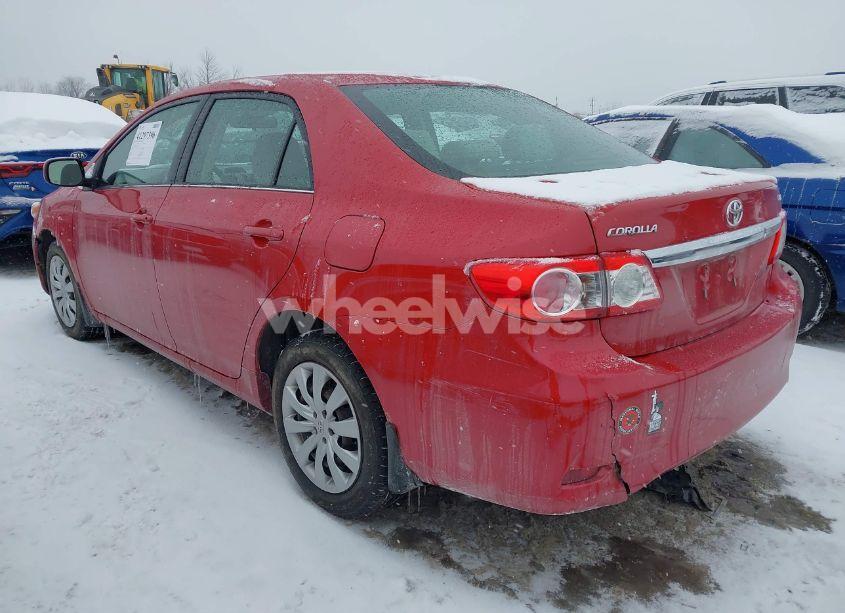 Photo 3 of 2013 Toyota Corolla LE (VIN 2T1BU4EE5DC021768)