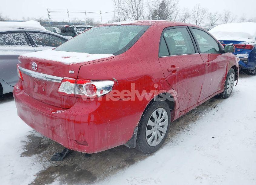 Photo 4 of 2013 Toyota Corolla LE (VIN 2T1BU4EE5DC021768)