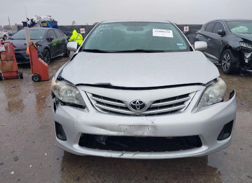 Photo 13 of 2013 Toyota Corolla LE (VIN 2T1BU4EE5DC037355)