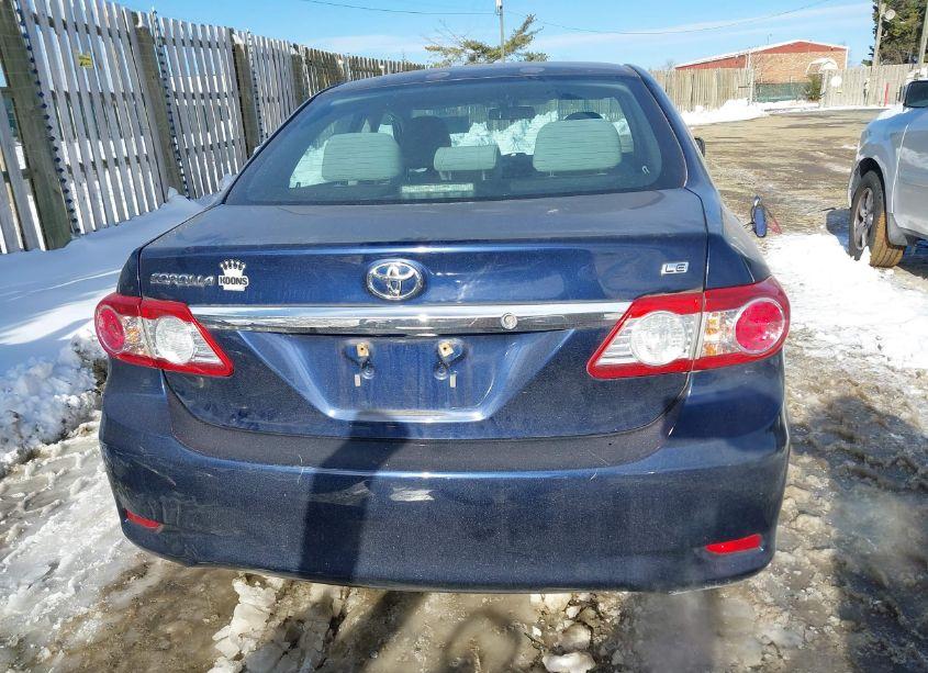 Photo 17 of 2013 Toyota Corolla LE (VIN 2T1BU4EE5DC063289)