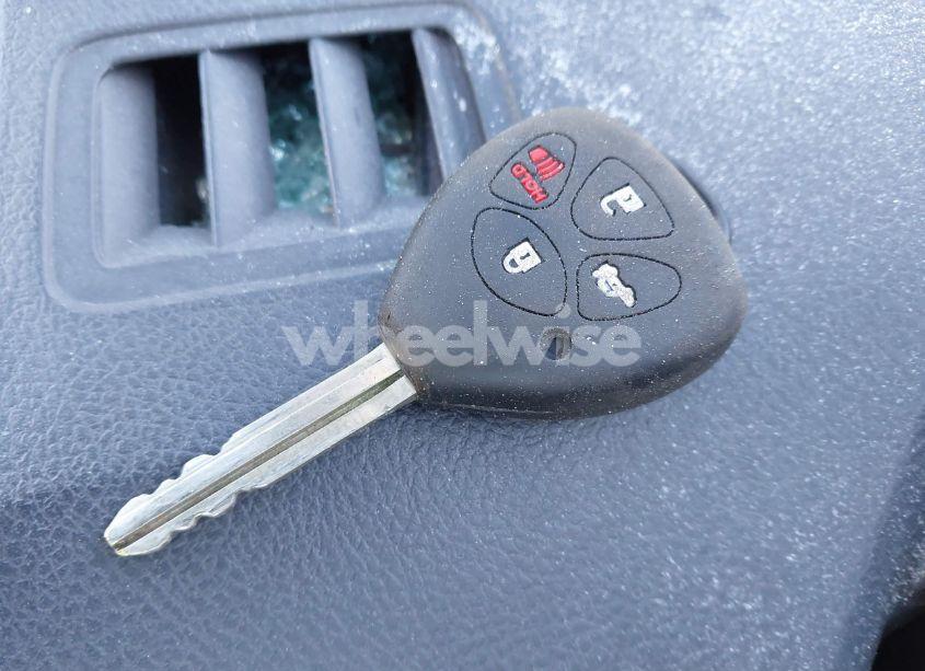 Photo 10 of 2013 Toyota Corolla S (VIN 2T1BU4EE5DC073451)