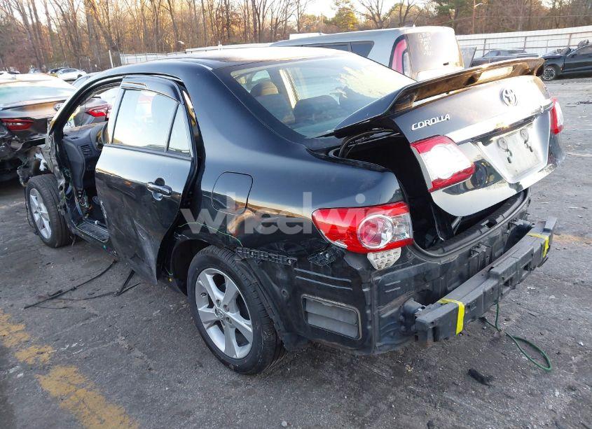 Photo 3 of 2013 Toyota Corolla S (VIN 2T1BU4EE5DC073451)