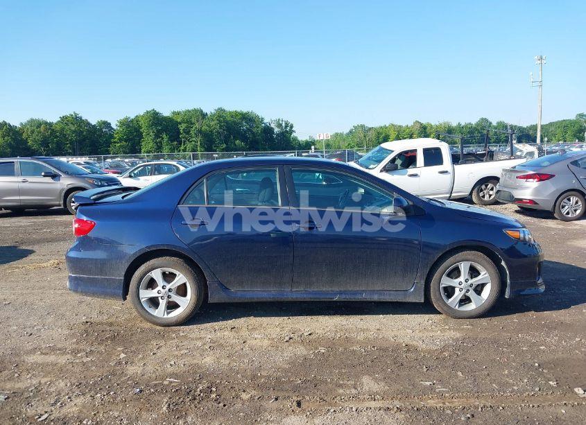 Photo 13 of 2013 Toyota Corolla S (VIN 2T1BU4EE5DC115228)