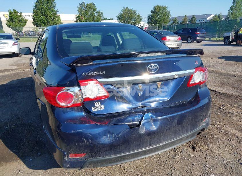 Photo 6 of 2013 Toyota Corolla S (VIN 2T1BU4EE5DC115228)