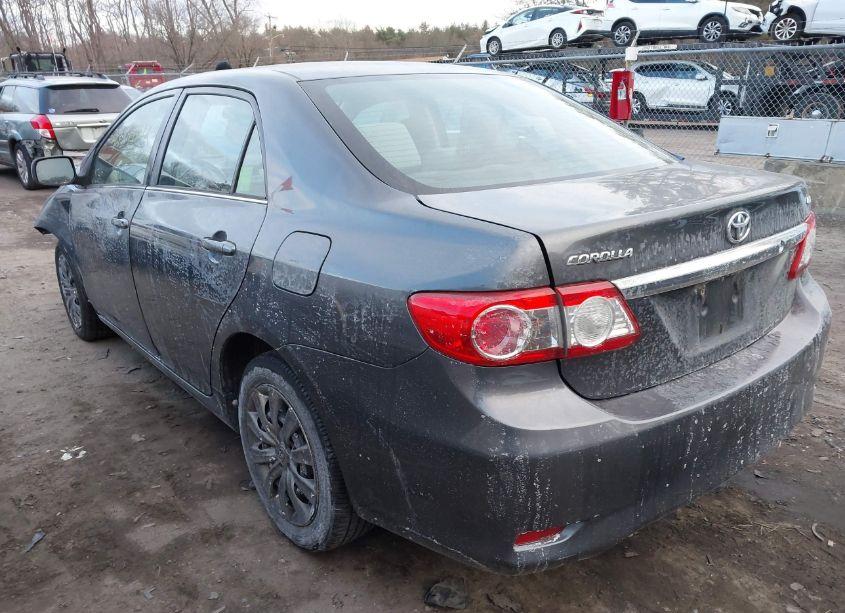 Photo 3 of 2013 Toyota Corolla LE (VIN 2T1BU4EE5DC128075)