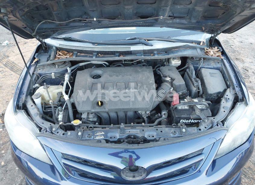 Photo 10 of 2013 Toyota Corolla S (VIN 2T1BU4EE5DC128187)