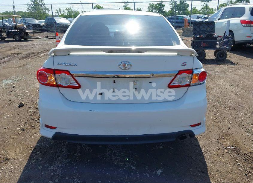 Photo 16 of 2013 Toyota Corolla S (VIN 2T1BU4EE5DC952447)