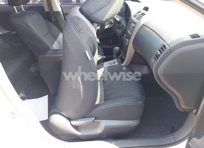 Photo 5 of 2013 Toyota Corolla S (VIN 2T1BU4EE5DC952447)