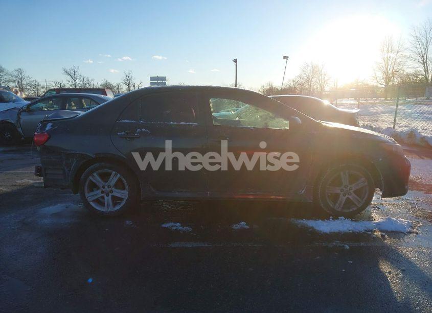 Photo 13 of 2013 Toyota Corolla S (VIN 2T1BU4EE5DC959494)