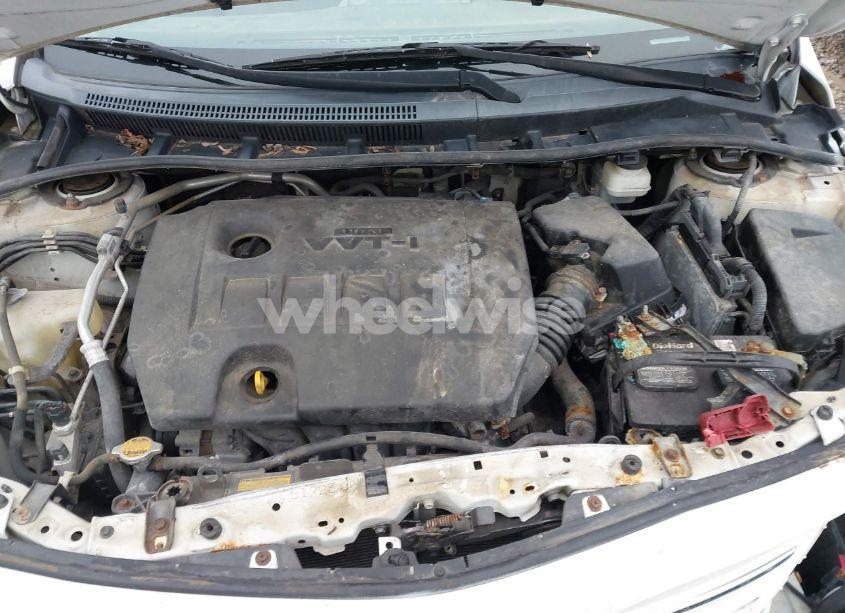 Photo 10 of 2013 Toyota Corolla LE (VIN 2T1BU4EE5DC959835)