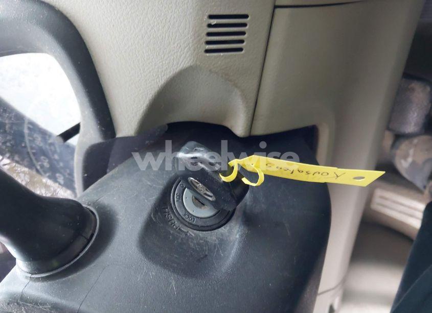 Photo 11 of 2013 Toyota Corolla LE (VIN 2T1BU4EE5DC959835)