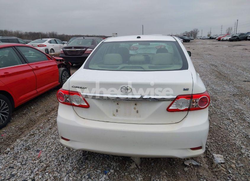 Photo 16 of 2013 Toyota Corolla LE (VIN 2T1BU4EE5DC959835)