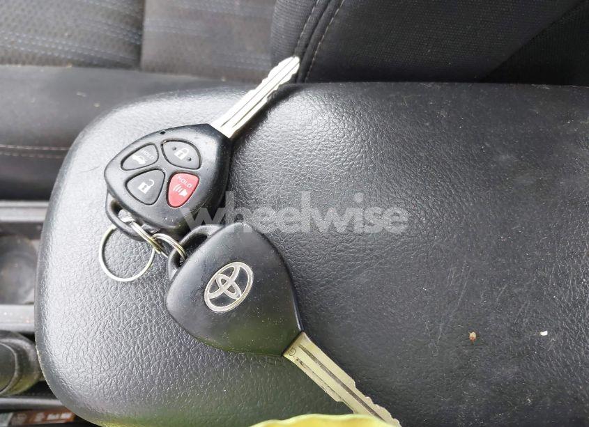 Photo 11 of 2013 Toyota Corolla S (VIN 2T1BU4EE5DC987182)