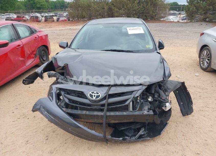 Photo 12 of 2013 Toyota Corolla S (VIN 2T1BU4EE5DC987182)