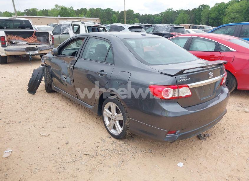 Photo 3 of 2013 Toyota Corolla S (VIN 2T1BU4EE5DC987182)